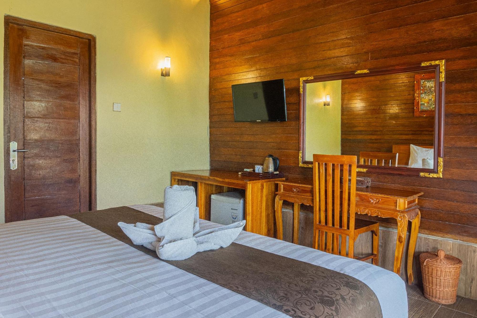 Rijet Villa Beach & Restaurant Ped Bagian luar foto