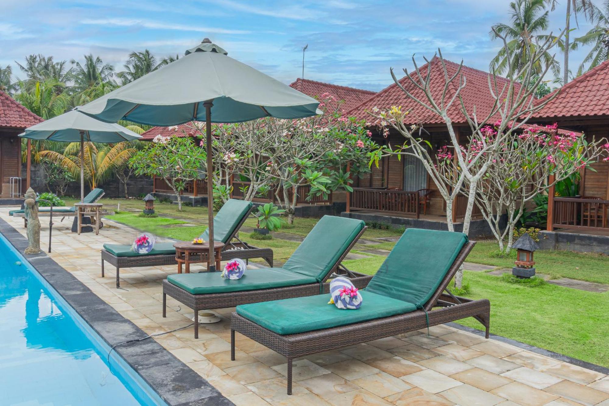 Rijet Villa Beach & Restaurant Ped Bagian luar foto